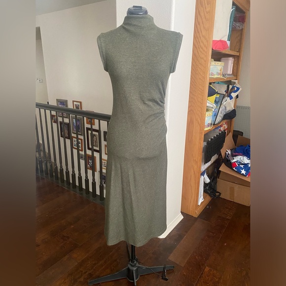 OGL Cashsoft Mockneck Sleeveless Midi Dress - Picture 4 of 5